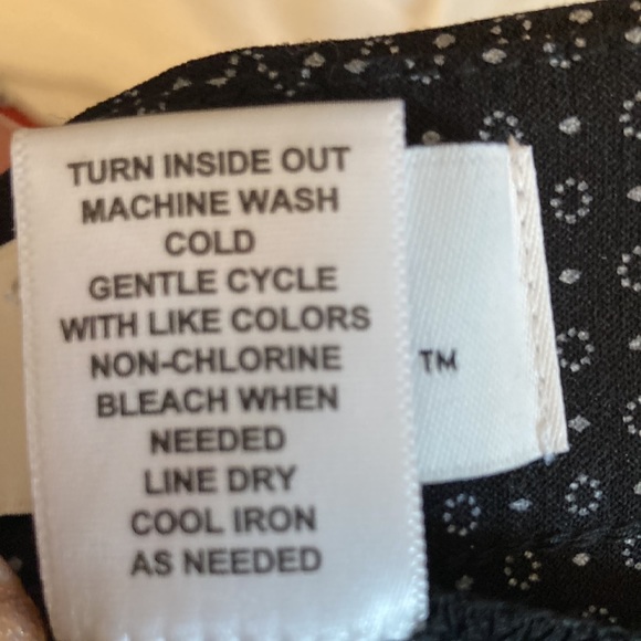 Elle Pull-On Capri Men d Rise - Picture 4 of 6